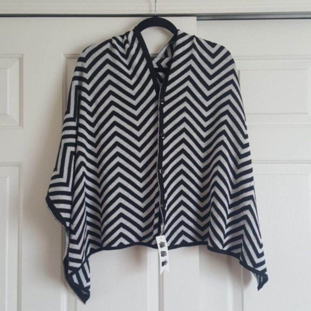 Cruise Club Cardishawl Shawl Poncho Wrap BLK Silver Metallic Converts Sh…